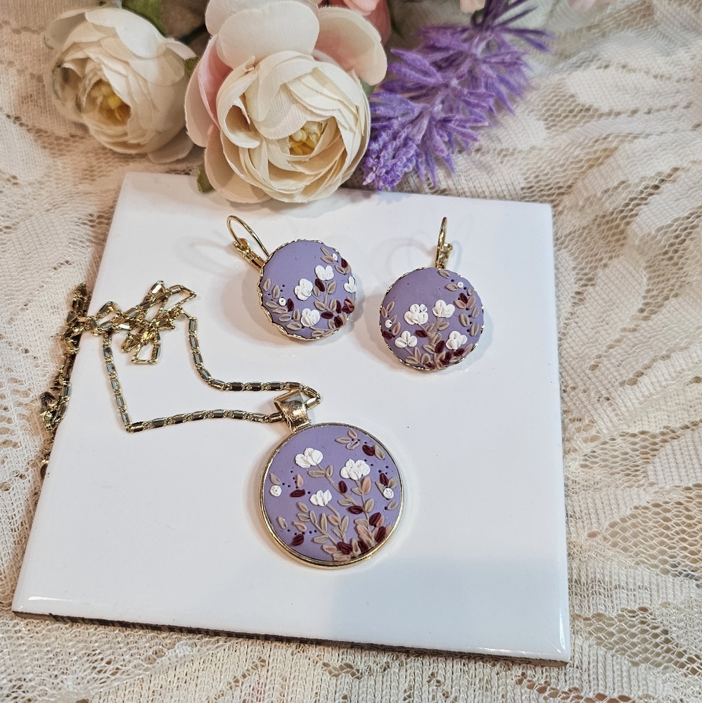 Winter blossoms jewelry set 💜🤍